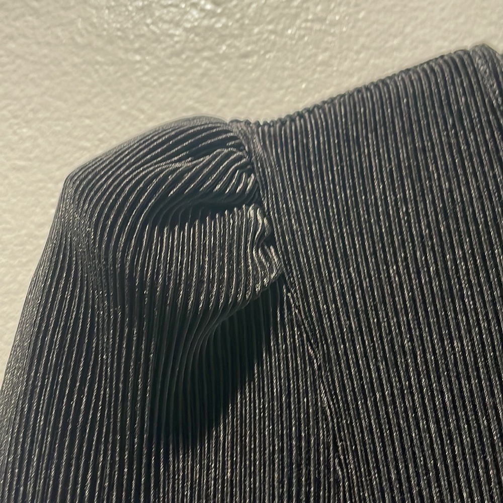 NWT & other stories pleated black dress - Picture 2 of 8